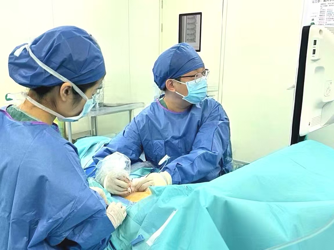 十年8次复发,深圳老板一边“打怪”抗癌,一边把产值干到翻三倍