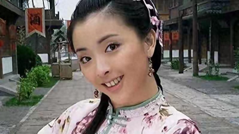 她曾婉拒杜淳追求，又去倒追大张伟，最后却在恋爱38天后闪婚闪孕封面图