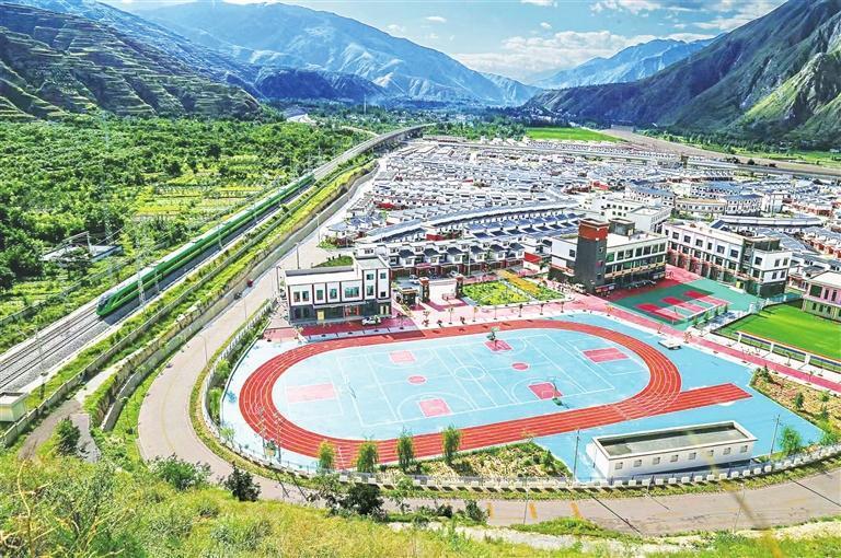 陇南市武都区坪垭藏族乡新貌