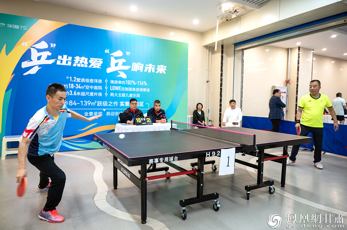 国球选手在男单赛场“乒”尽全力