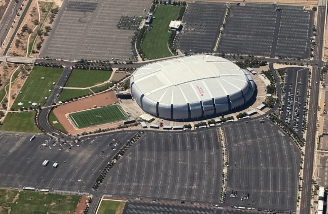 查理·柯克追悼會規格堪比“國葬”,有武裝男子假扮執法人員混入