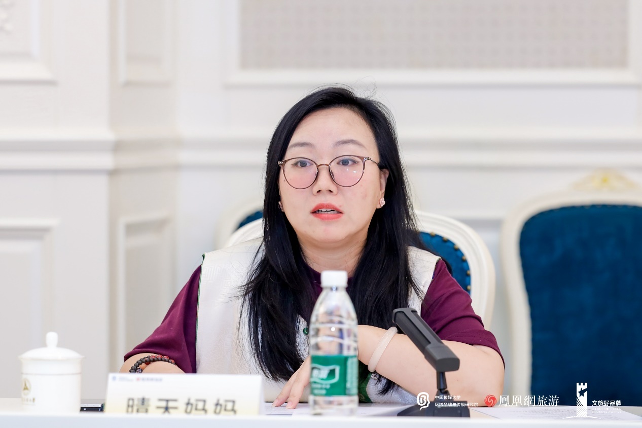 亲职帮/哇窝营地创始人、文旅推广人、福布斯中国50大KOL晴天妈妈