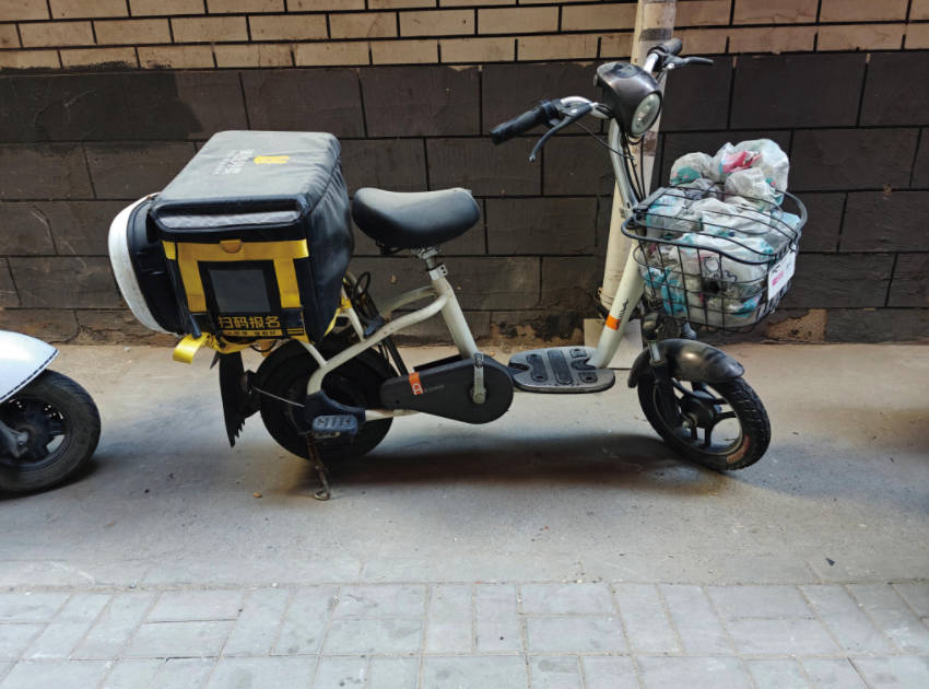 我跑外卖的第一辆电动车