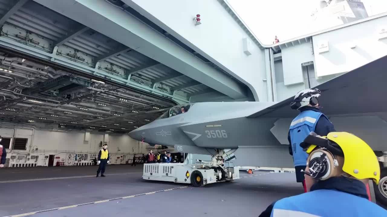 原声纯享！直击全程：歼-35在福建舰上弹射起飞