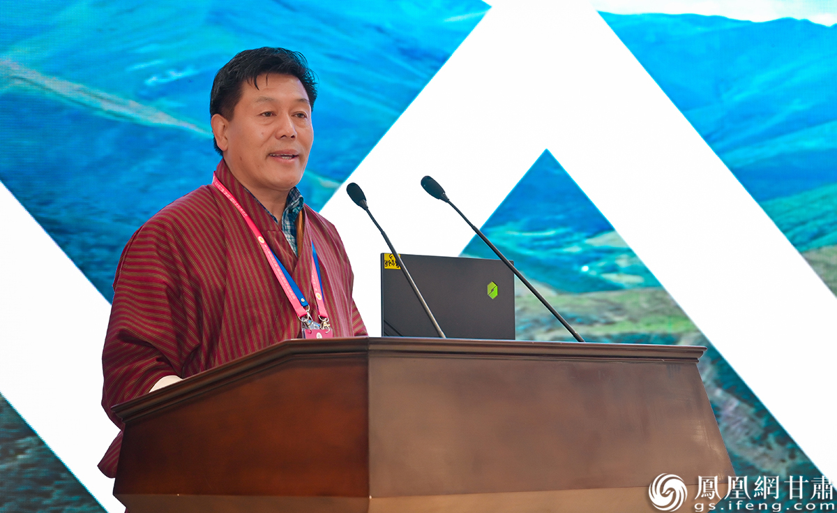 尼泊尔国际山地综合发展中心特聘专家扎西多吉表示，期待通过了解中国文化遗产推动先进科学政策落地。杨艺锴　摄