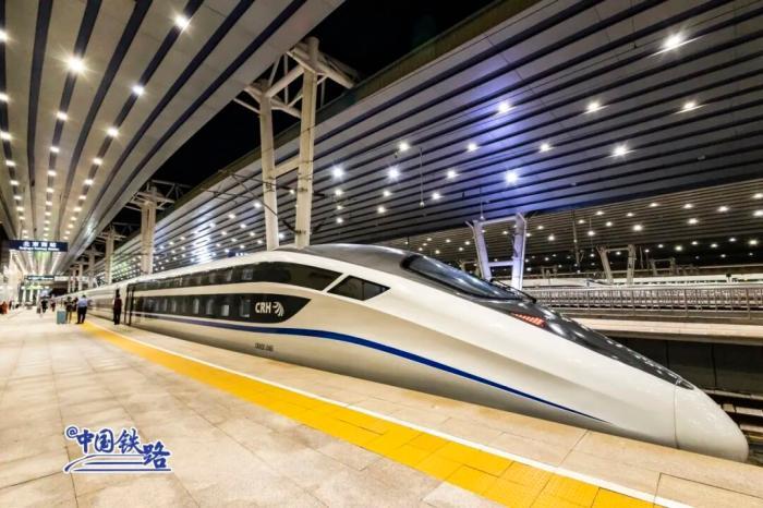 国庆中秋假期火车票已售7000万张 哪些方向还有余票？