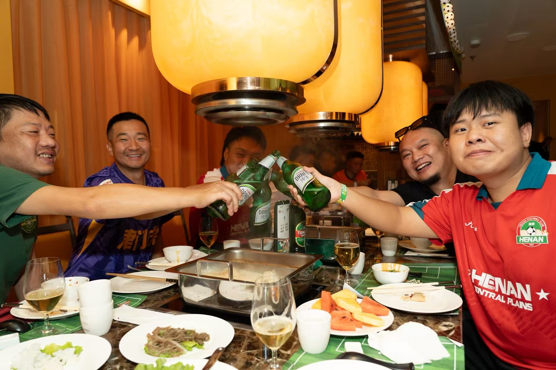 中国足球属于谁？一场特别的球迷大会给出了答案