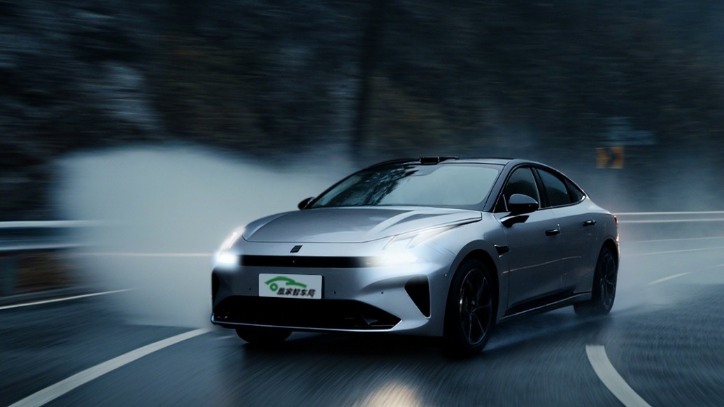 全新领克07EM-P 最适合新手跑山的车？！