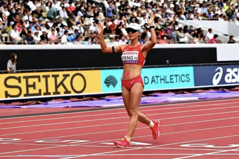 英姿飒爽　图片来源：兰大体育教研部