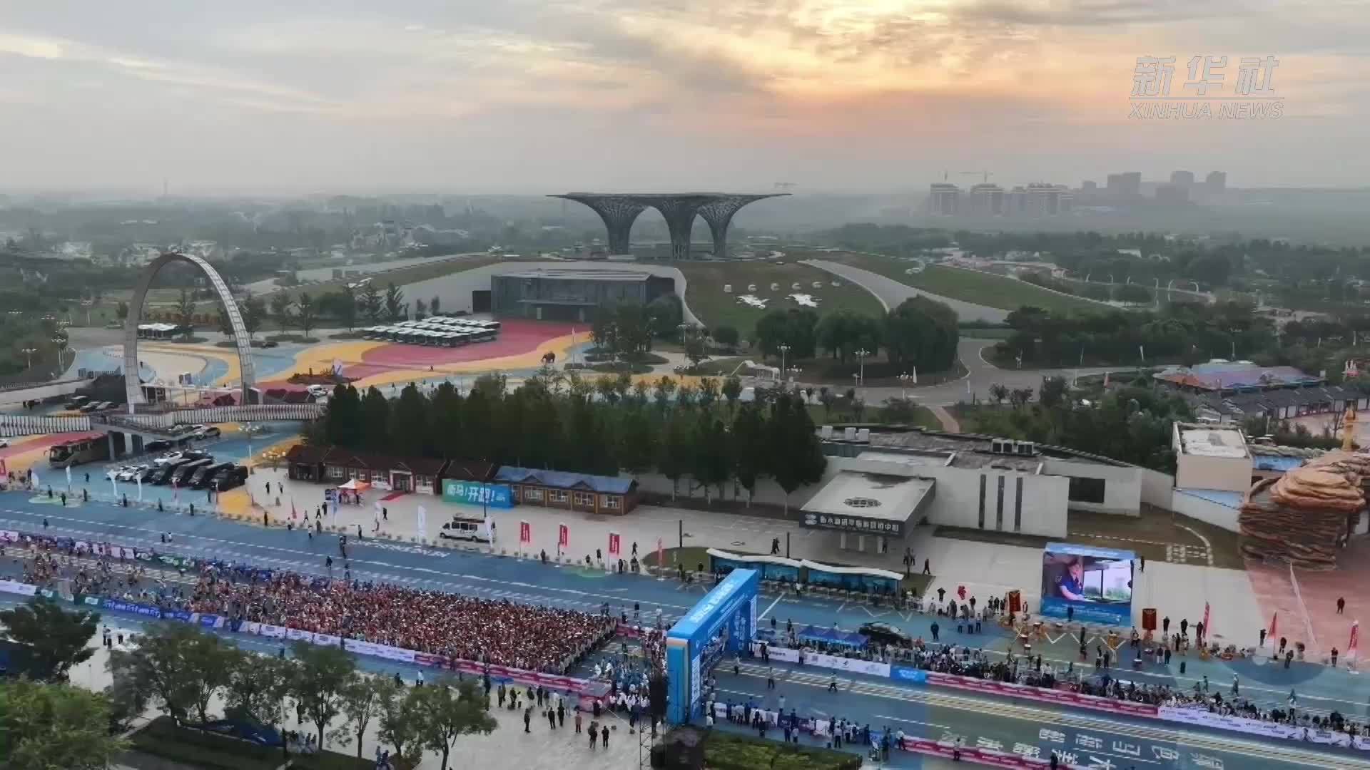 2025衡水湖马拉松赛鸣枪开赛