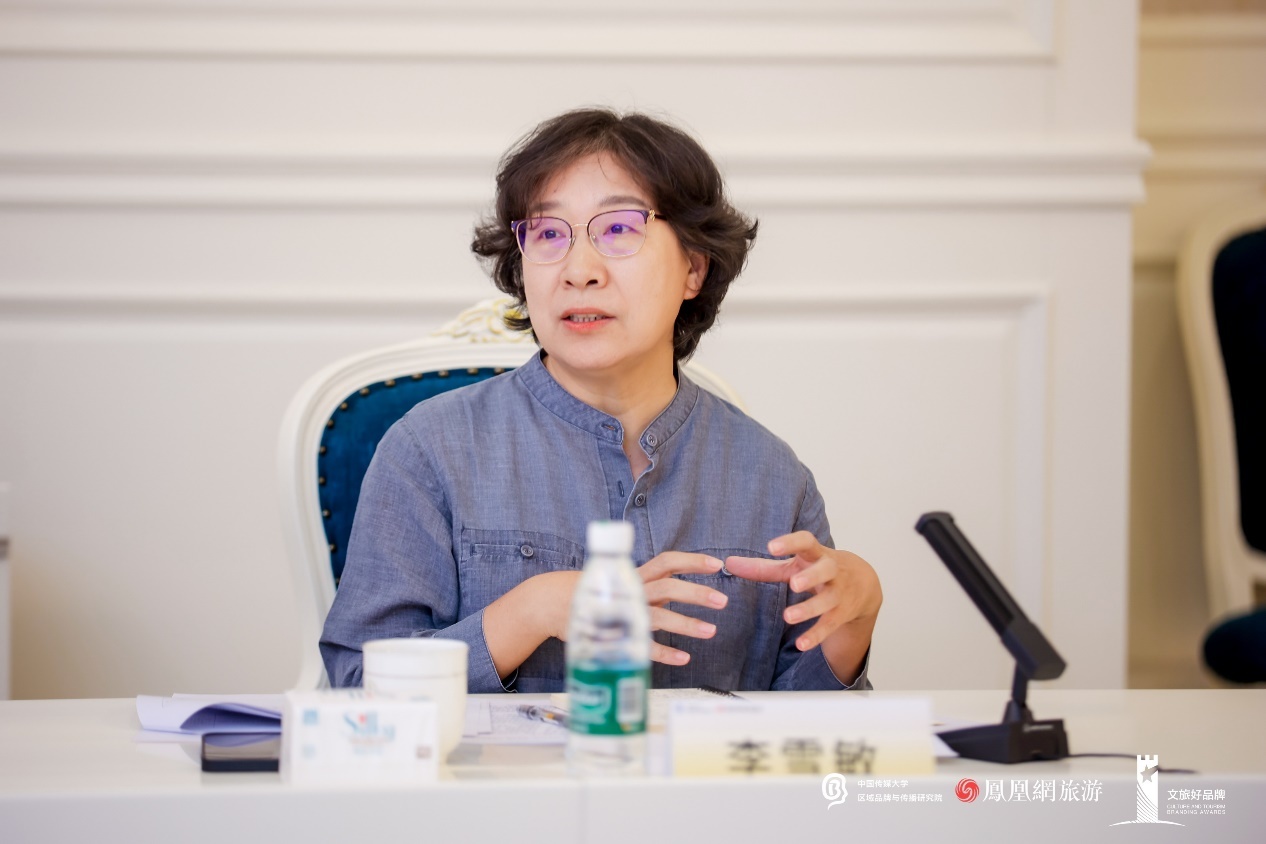 北京市东城区文旅局原局长、文旅部乡村公共文化服务研究院专业委员会委员李雪敏