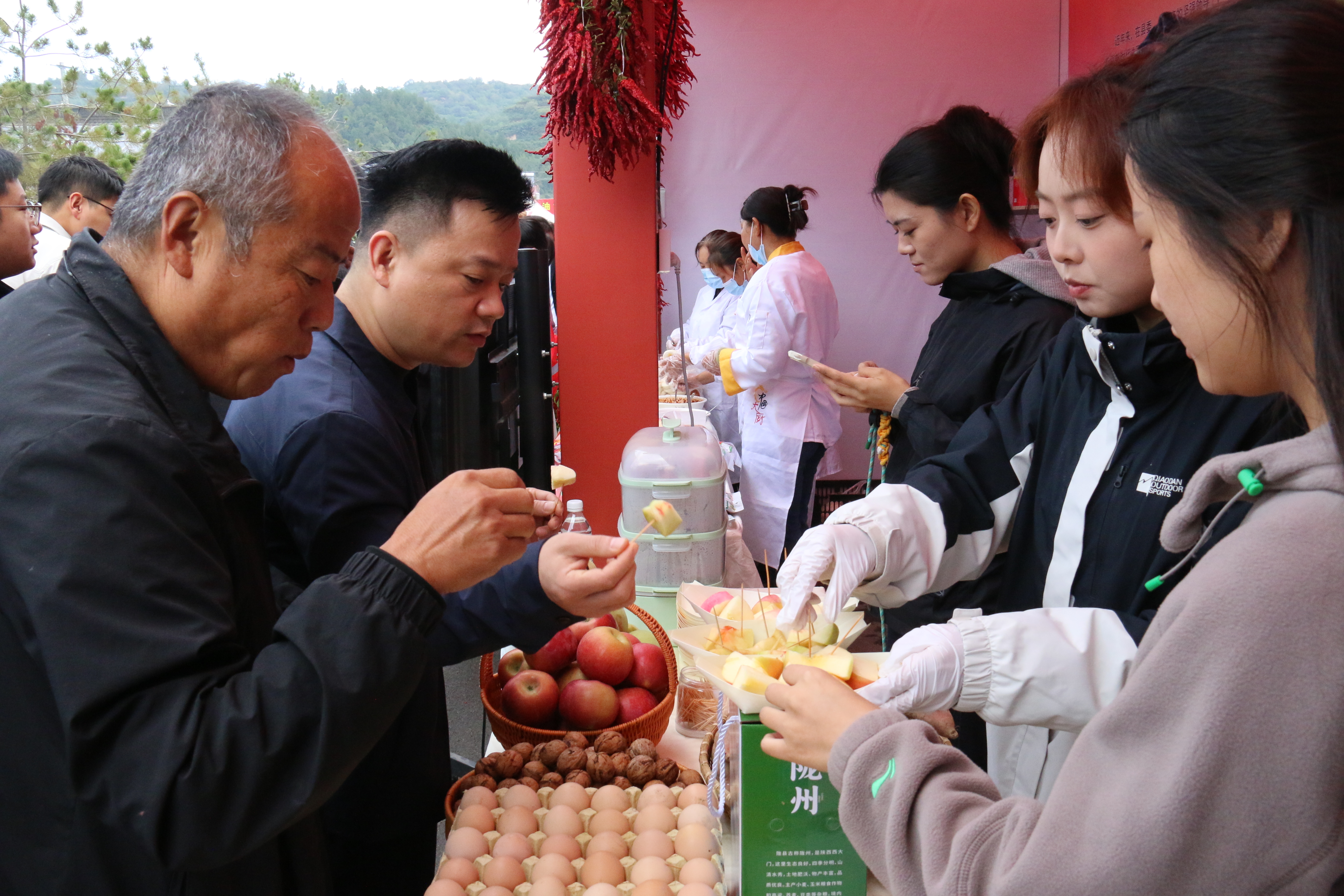 陇县举办2025年“中国农民丰收节”庆祝大会