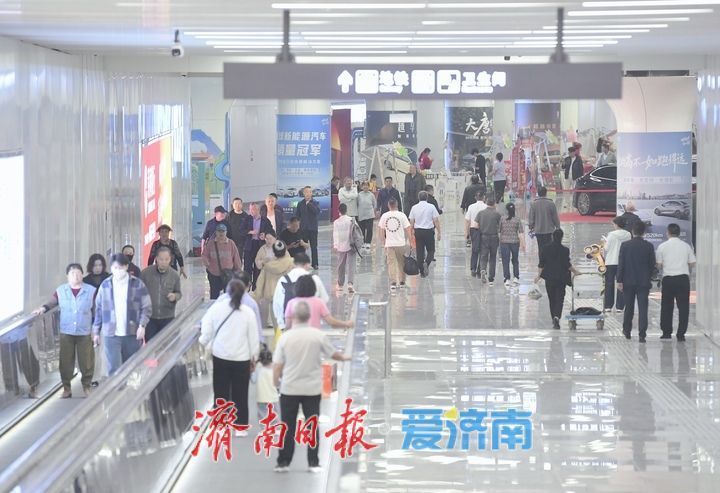 济南站新建北站房启用,公交枢纽、2号线通道也已“上岗”