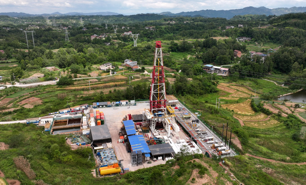 ▲图为复兴油田钻井现场。受访单位供图