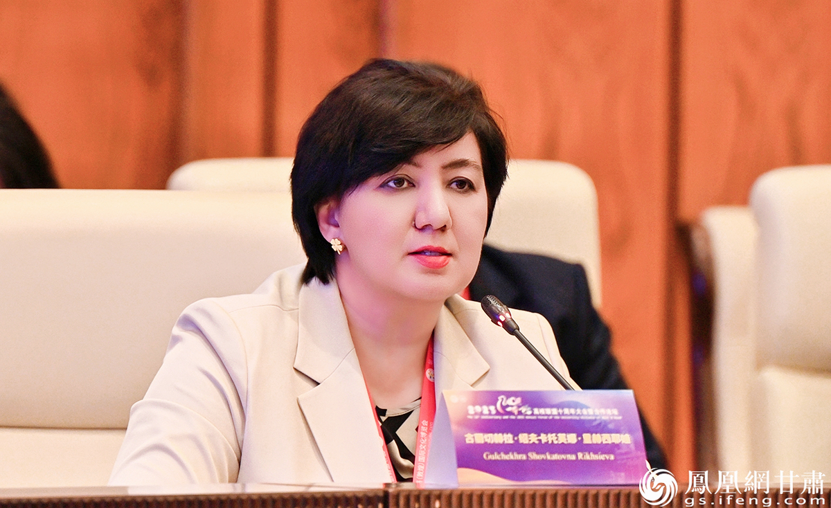 乌兹别克斯坦塔什干国立东方大学校长古丽切赫拉·绍夫卡托芙娜·里赫西耶娃说，将扩大与中国高校的合作交流。