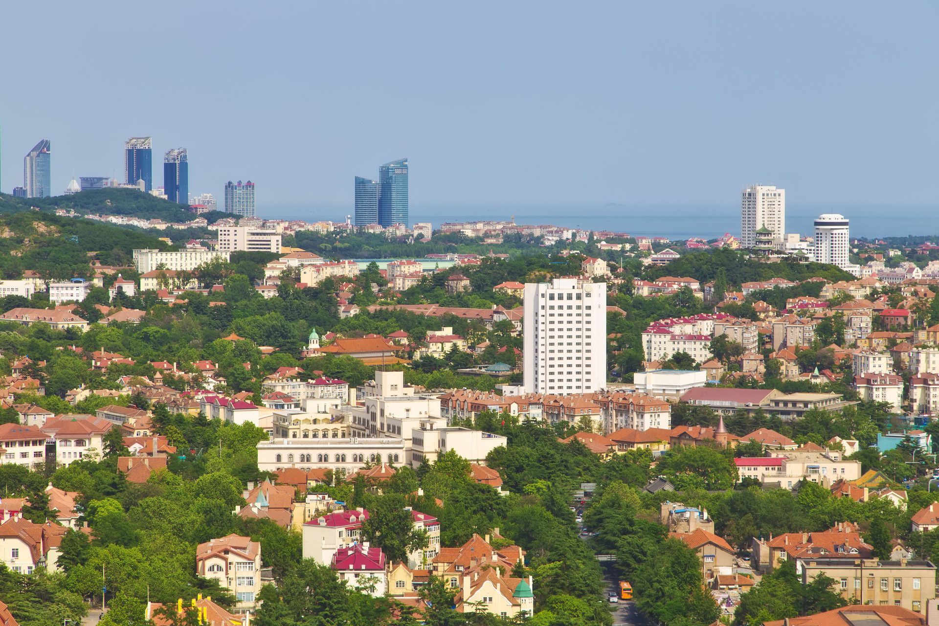 搭建产业交流合作平台 推动青岛服装时尚行业突破创新