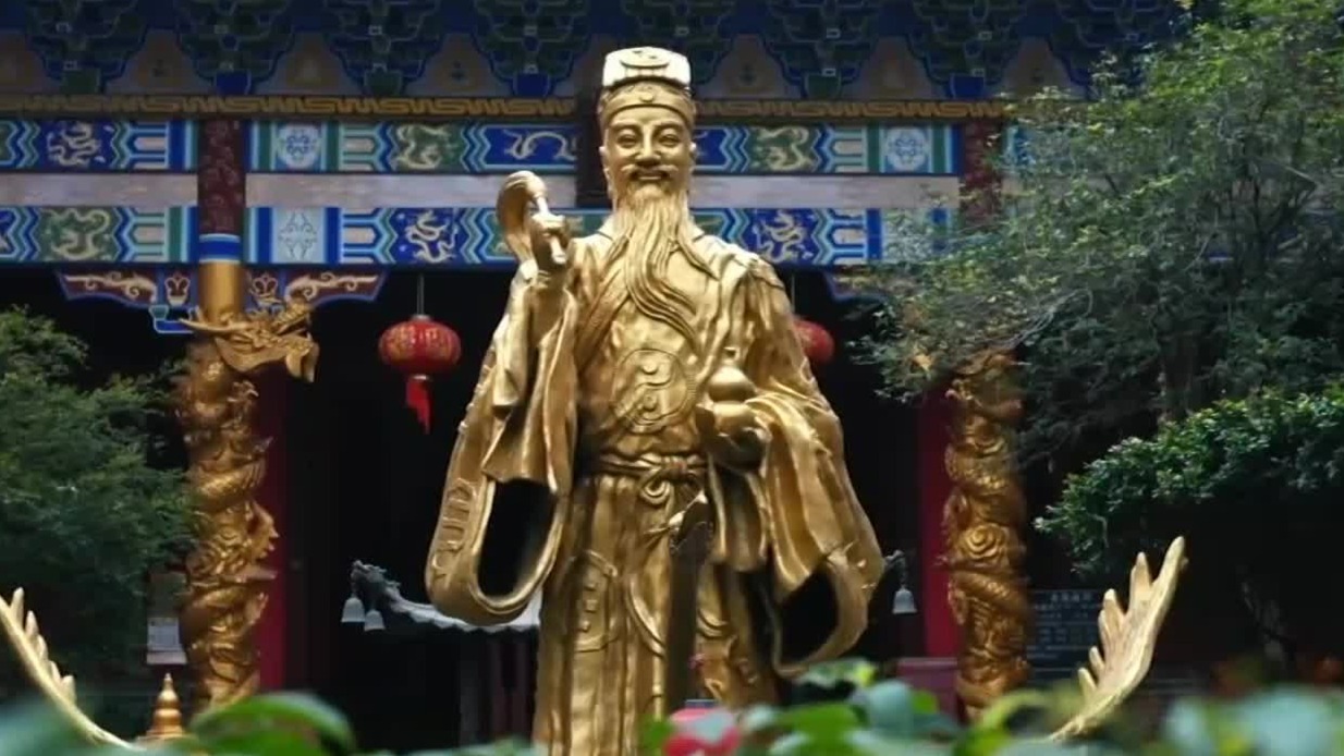 潘茂名以拯救生命为己任，赢得后世敬仰与传颂，岭南医学也一直发展、创新