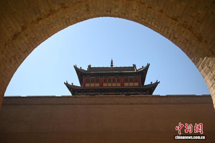 9月23日，甘肃省嘉峪关市嘉峪关关城文物景区。中新社记者　李亚龙　摄