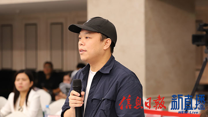 江西日报提问(文颖 摄)