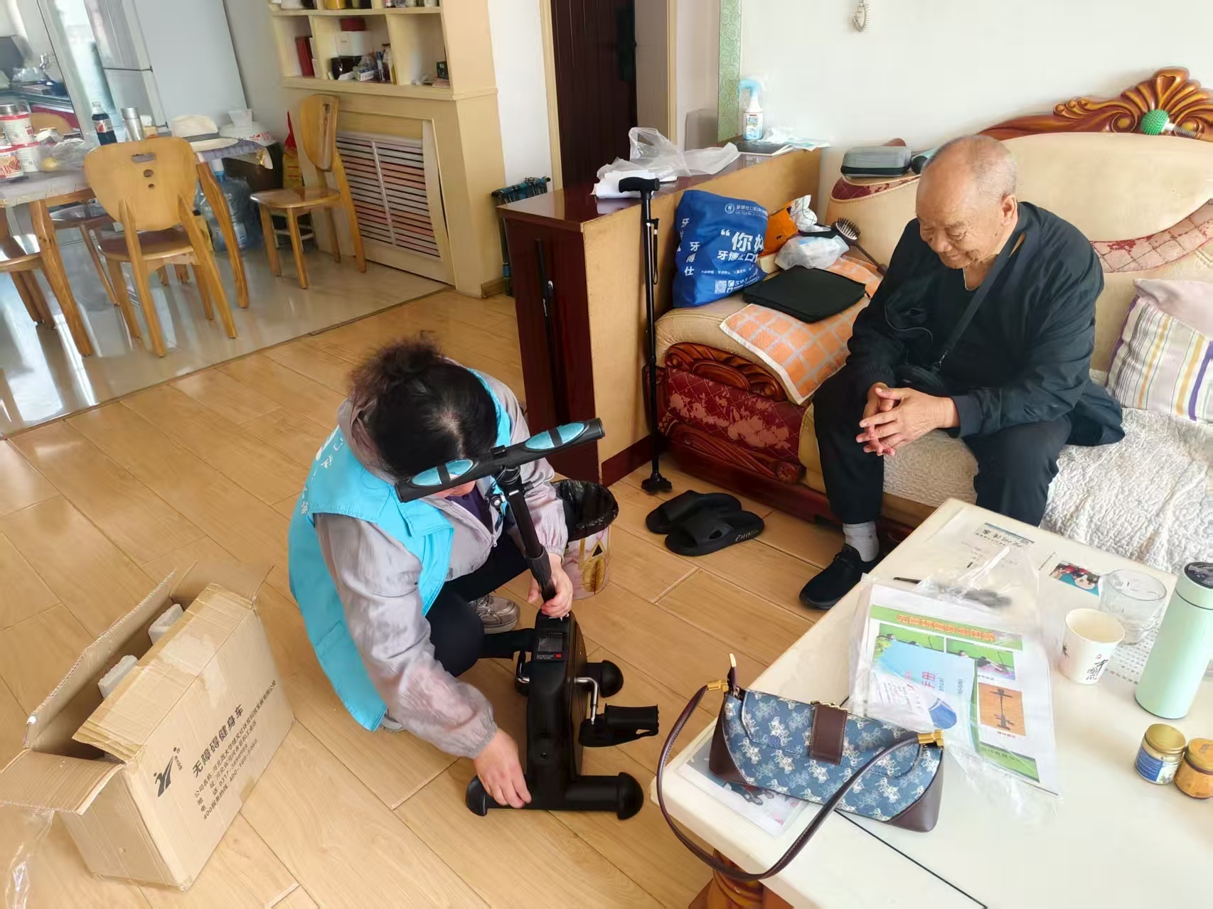 一扇“贴心门” 1.jpg