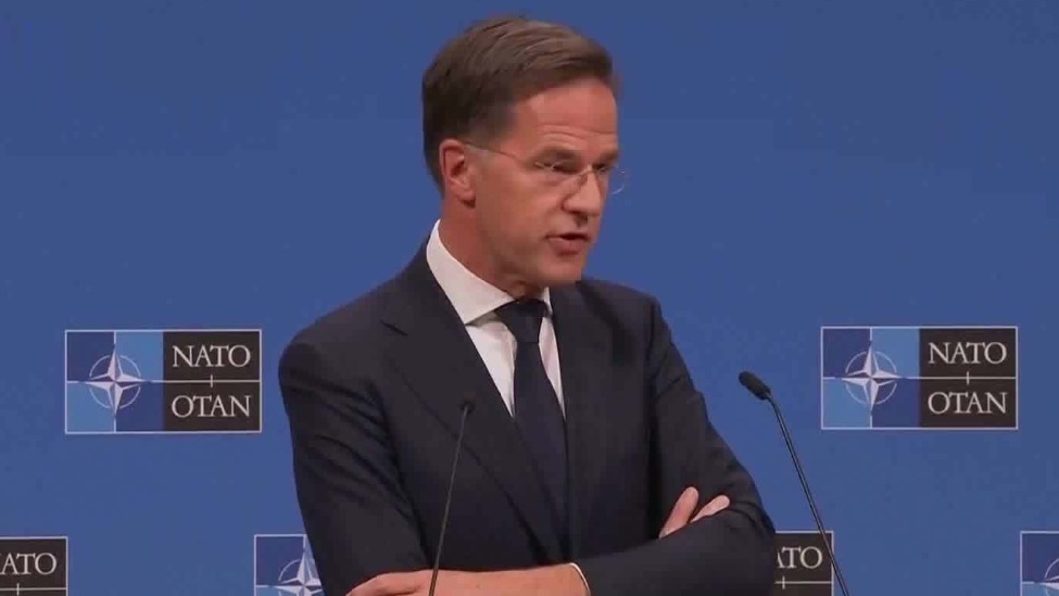 北约警告俄罗斯：必须停止侵犯东翼领空