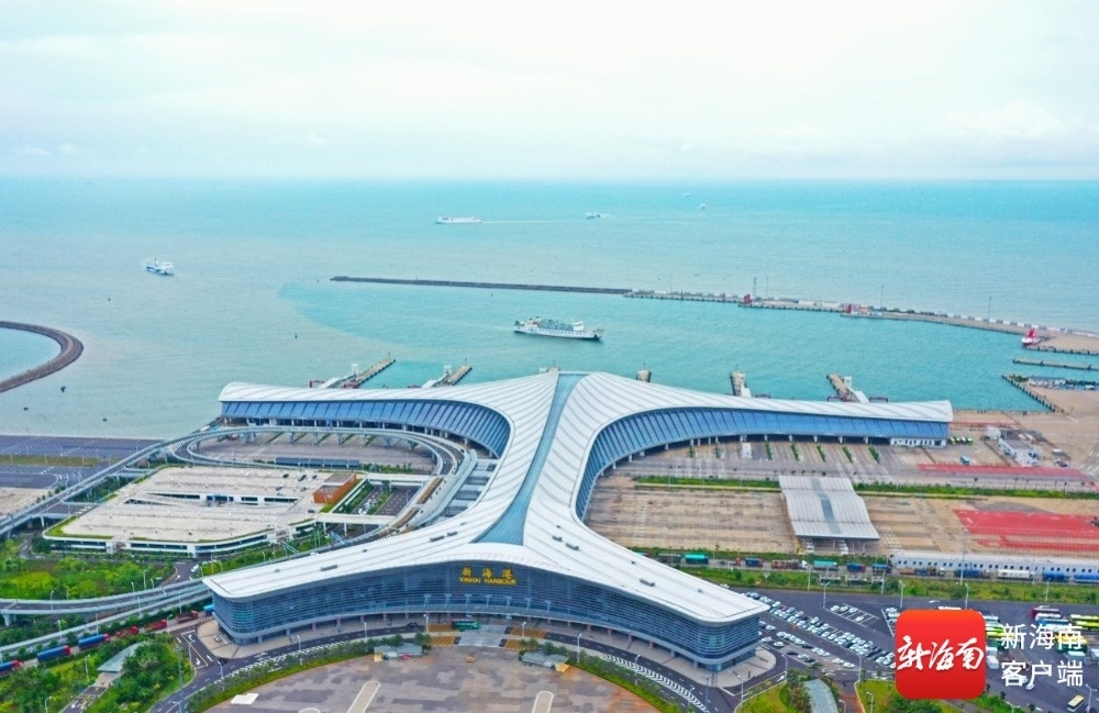 航拍新海港。记者 汪承贤 摄