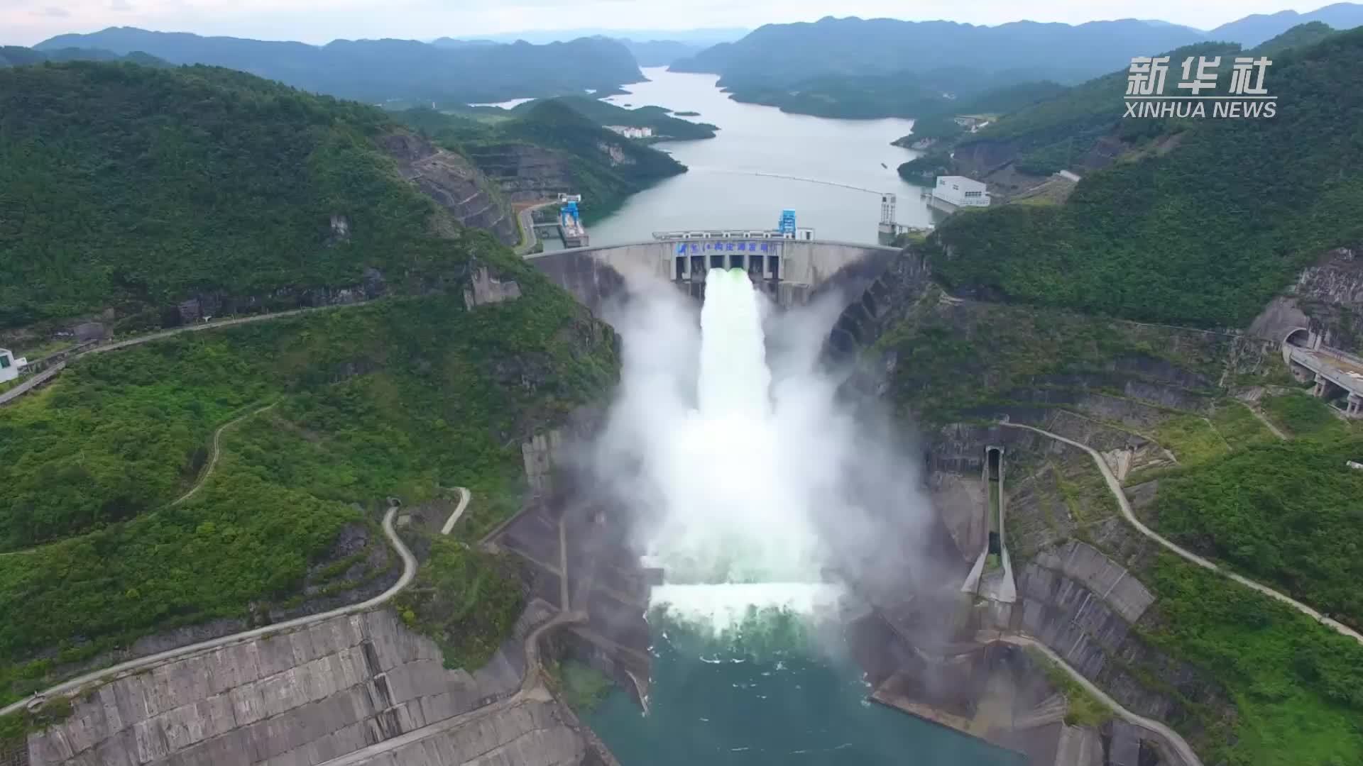 千城胜景｜贵州乌江构皮滩通航工程 水往高处走 船在天上行
