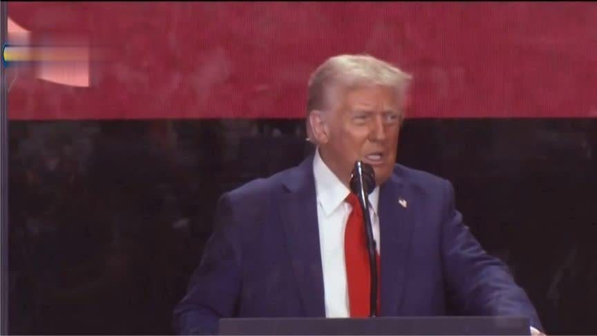 特朗普悼念柯克：他是“烈士”我恨我的对手 我不希望他们过得好