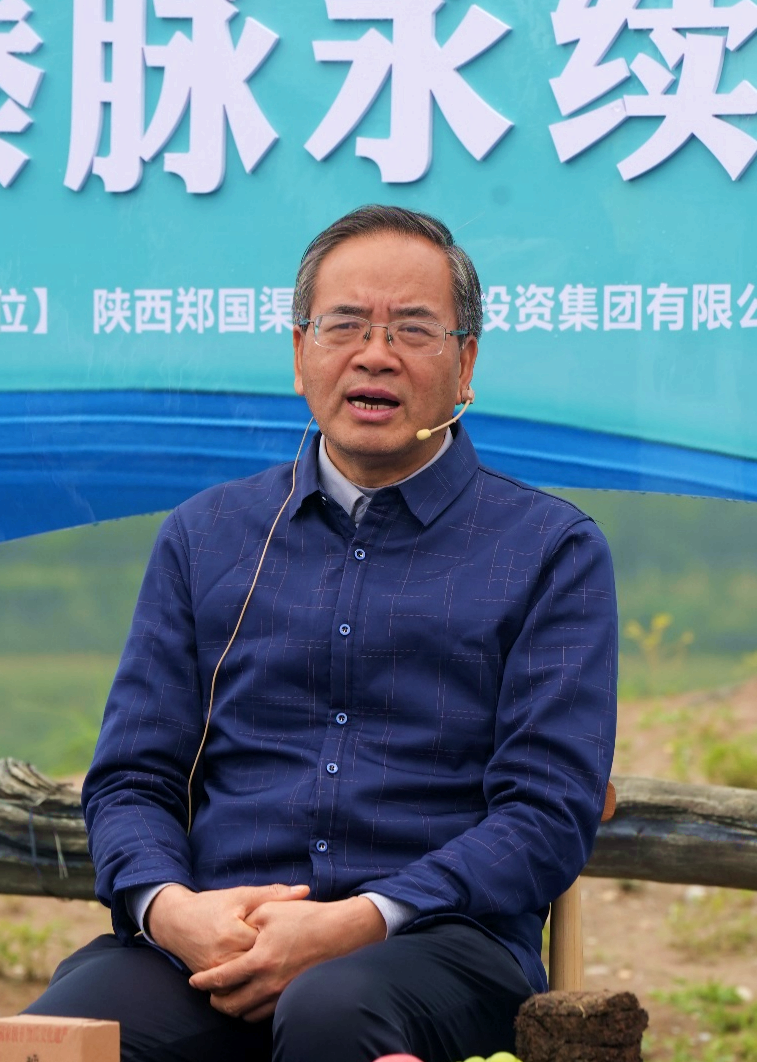 王雙懷:陜西師范大學教授、博士生導師,兼任教育部教學指導委員會歷史專委會委員、央視“百家講壇”主講人、央視《中國地名大會》嘉賓。