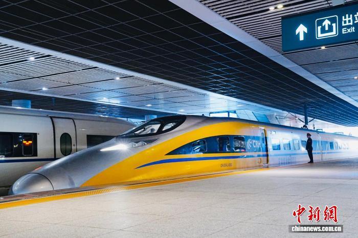 西延高铁启动时速385公里提速试验
