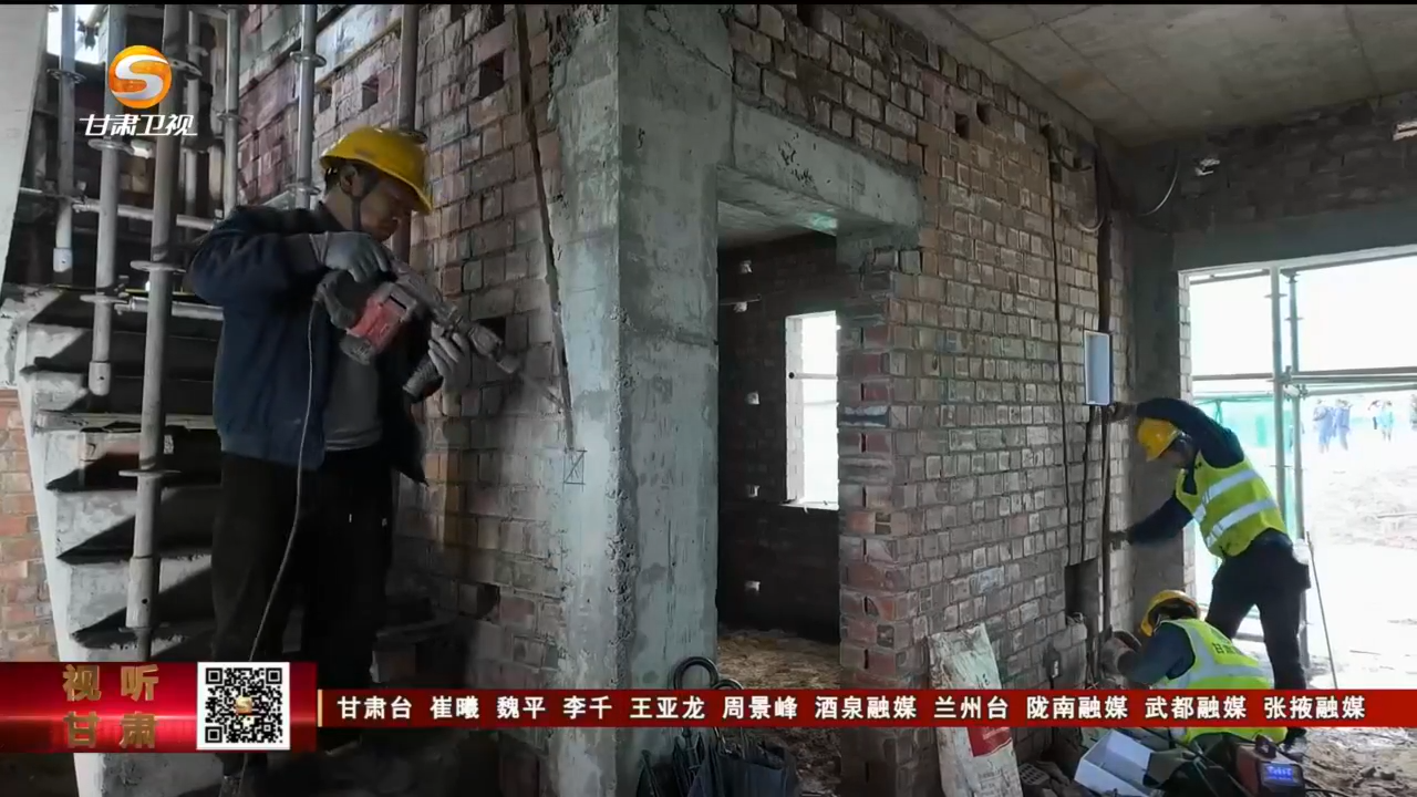 男孩旅游突发过敏他们紧急护送 这波操作“岗岗”的