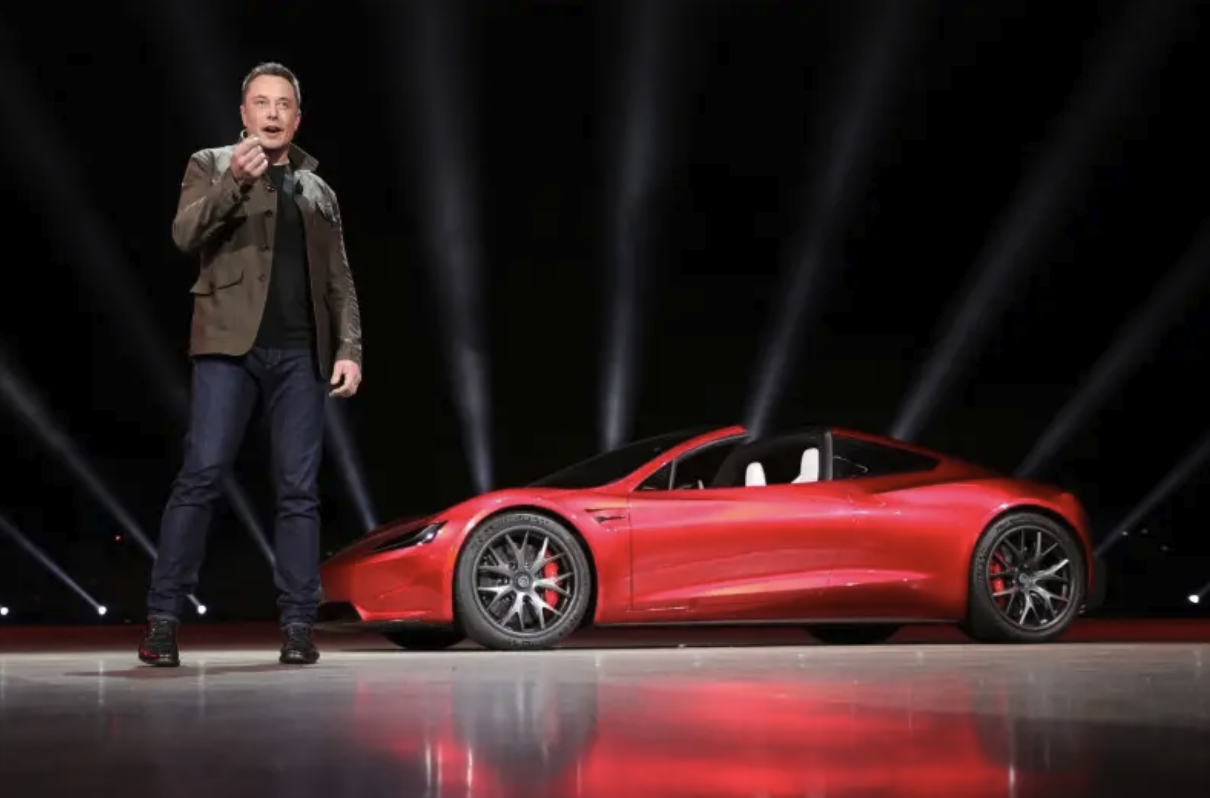 马斯克在2017年发布新款Roadster