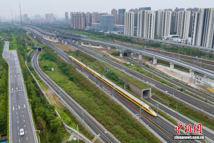 西延高铁启动时速385公里提速试验