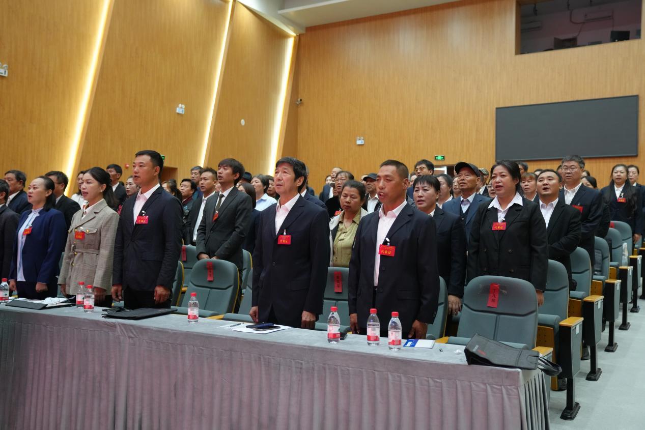 （虎林市文学艺术界联合会第二次代表大会现场）