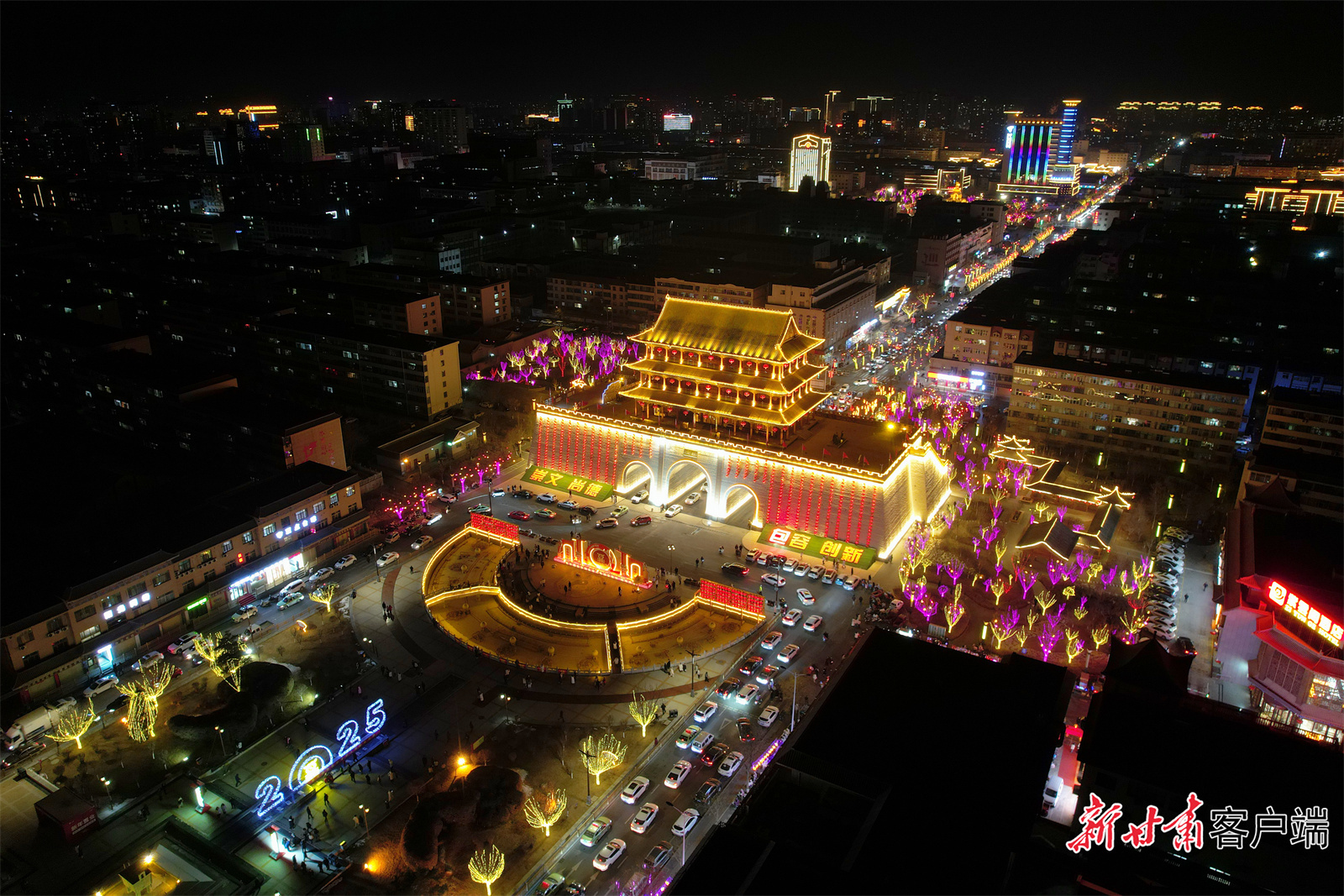 武威南城门夜景　本文图片均由新甘肃&middot;甘肃日报记者　金奉乾　摄