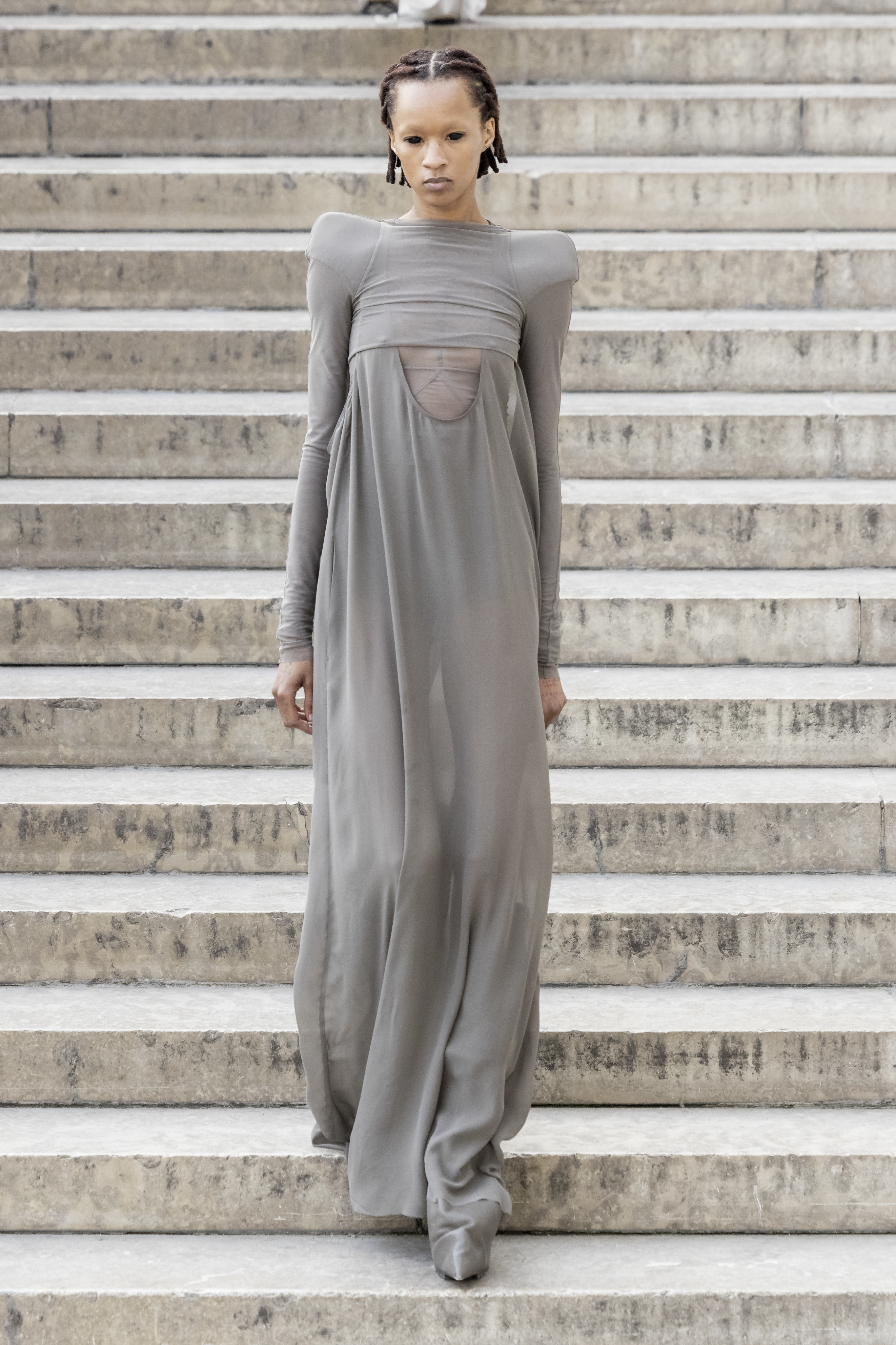 RICK OWENS SS26女装秀《TEMPLE》