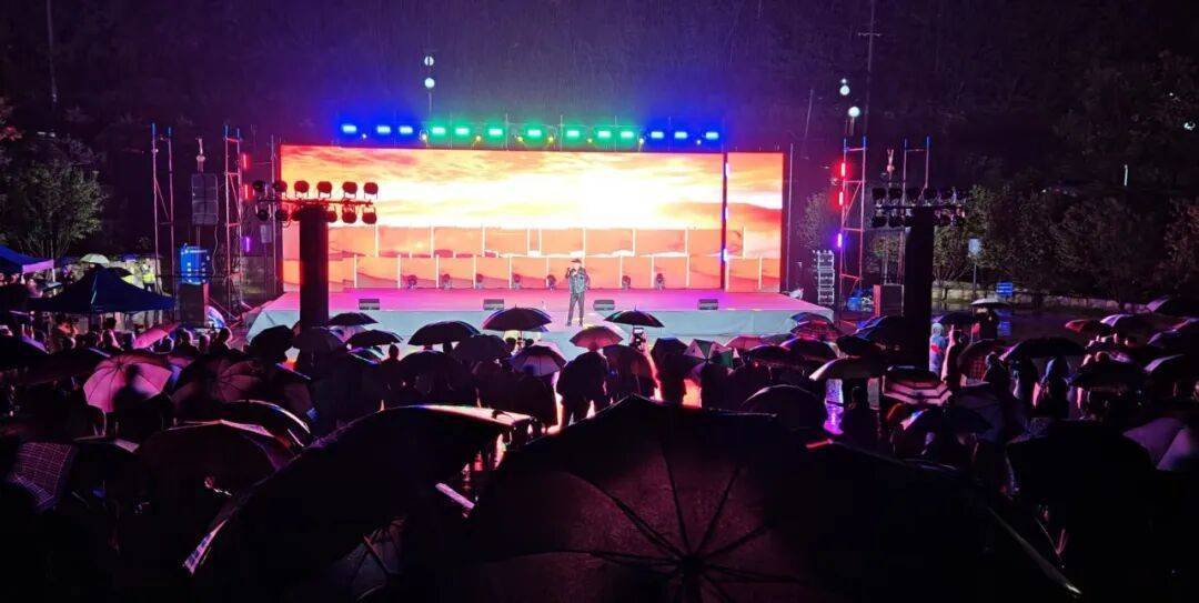 宝鸡渭滨:“西北邵老五”群星演唱会燃爆假期！