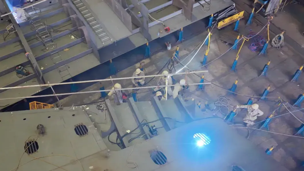 10800车汽车运输船的研发进入了哪个阶段？什么时候可以正式交付？