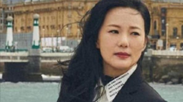 她陪伴陈道明8年，2亿身价不求名分，转身嫁王菲初恋成人生赢家封面图