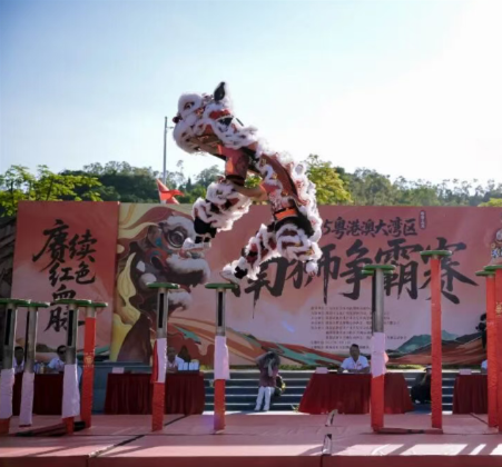 粤港澳大湾区南狮争霸赛珠海开擂，17支劲旅竞逐非遗风采