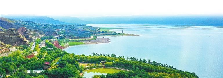 东乡盛世滨湖旅游区　冯乐凯