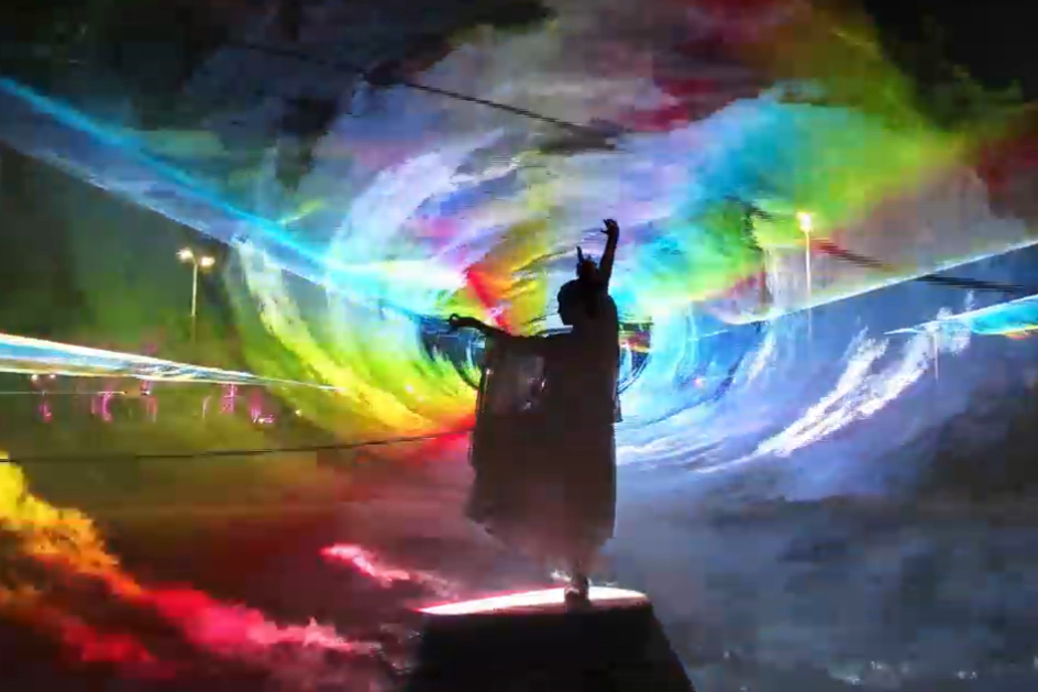 声光电融合民俗节目精彩纷呈