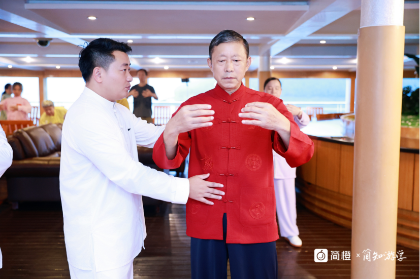 太极拳纳入中医院“治未病”服务项目，简橙教育协办2025年全国太极拳公开赛推动医武融合