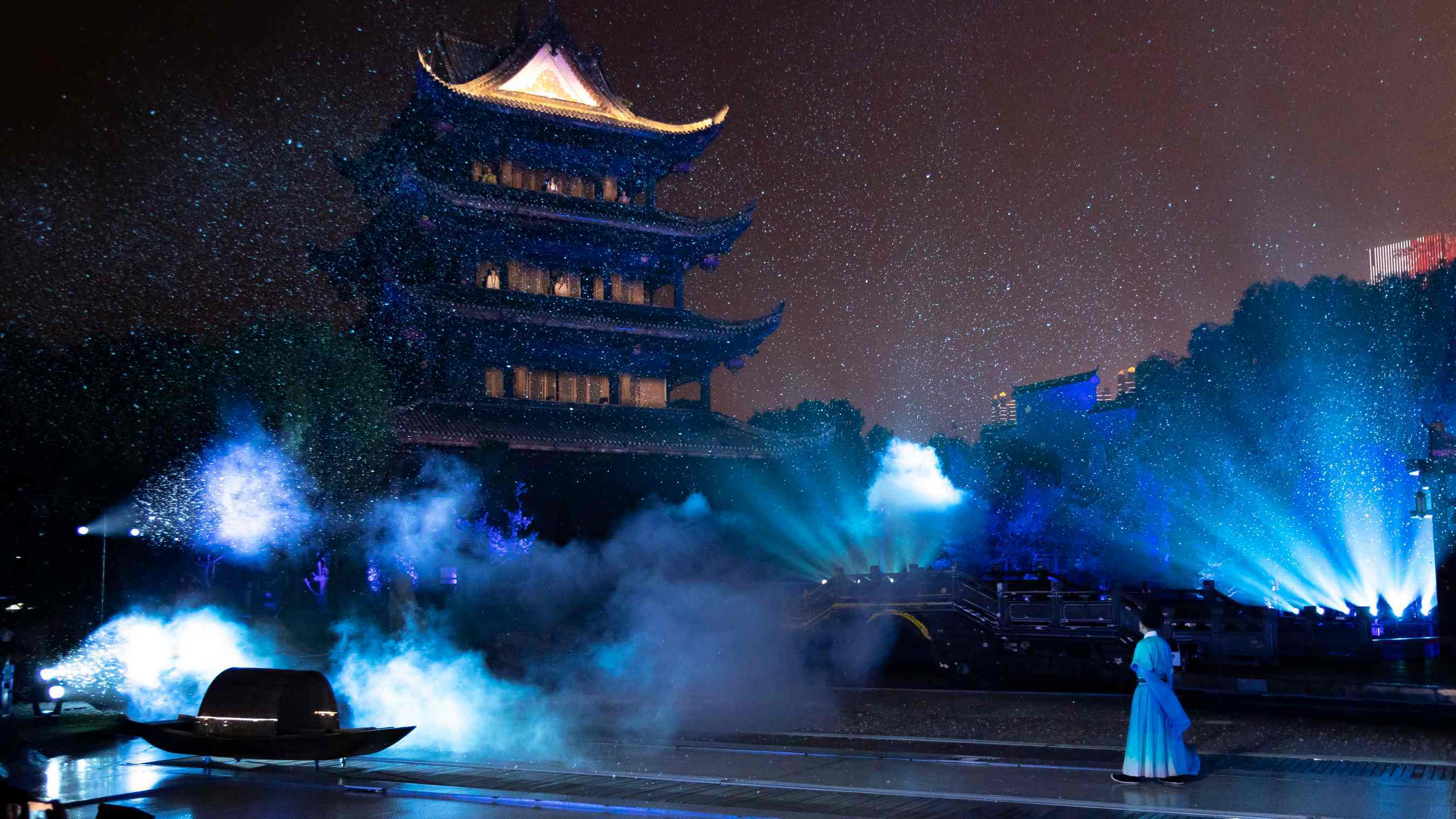 震撼首演，献礼国庆！这个国庆，橘子洲有大雪！