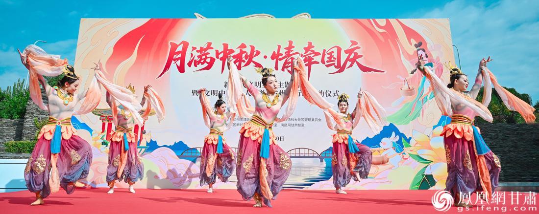 《敦煌飞天》舞蹈尽显丝路古典风情