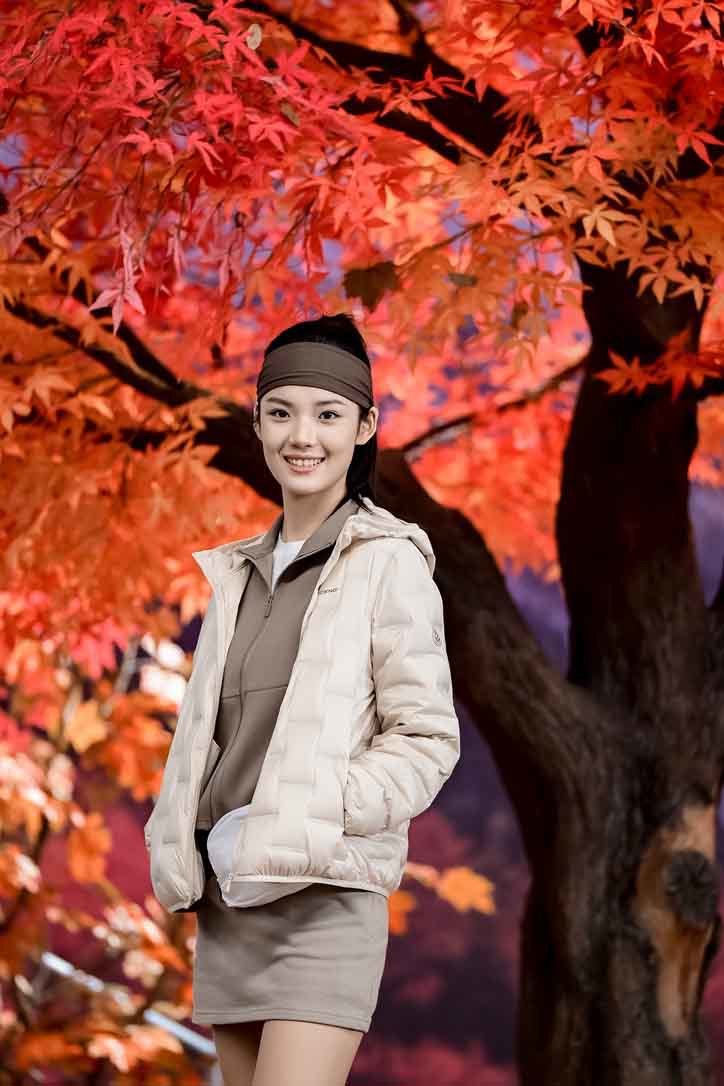 波司登2025「叠变新品」升级发布,气温多变,穿波司登叠变