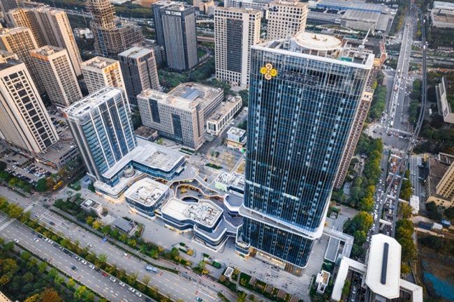 西安首例陆空TOD综合体 中建八局承建的西安环贸中心正式开业