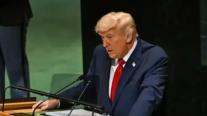 特朗普联大演讲叫骂全世界，在所有重大全球性问题上唱反调