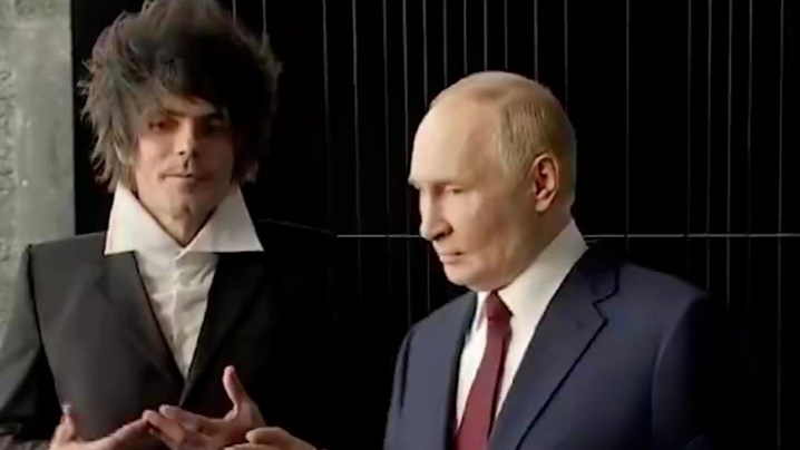 天才建筑师发型狂野不羁，普京视察时憋不住调侃