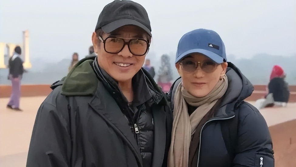 岁月不饶人, 看了61岁李连杰和利智的合照, 他们早已老的让人不敢认封面图